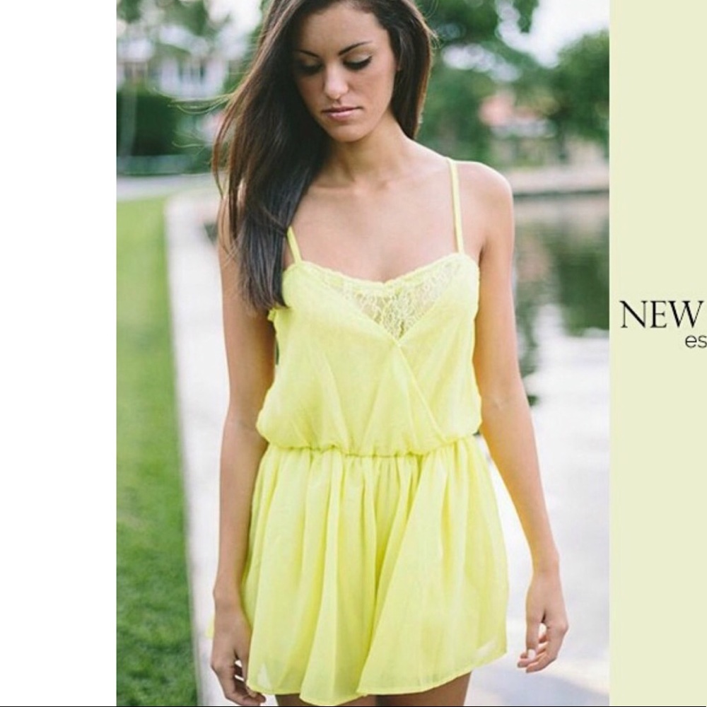 NWT Lace neon Romper ✨